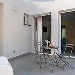 Ida Di Ilaria Caprioglio Apartment *