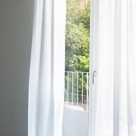 Ida Di Ilaria Caprioglio *