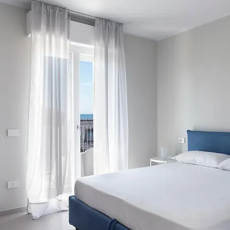 Ida Di Ilaria Caprioglio Apartment *