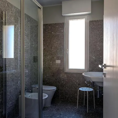 Ida Di Ilaria Caprioglio *