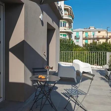 Ida Di Ilaria Caprioglio Apartment *