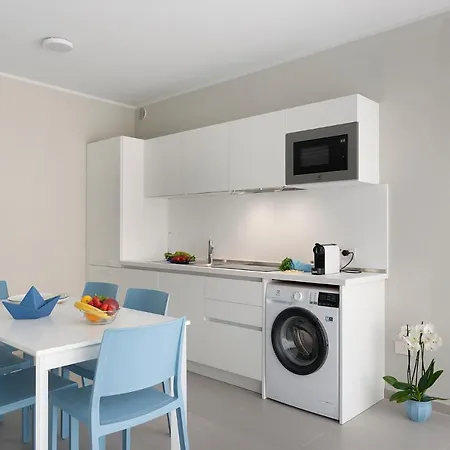 Ida Di Ilaria Caprioglio Apartment *