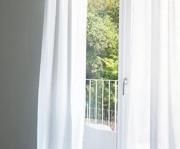 Ida Di Ilaria Caprioglio *